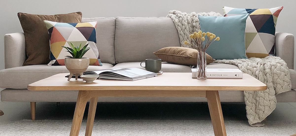 6 Tips To Arrange Cushions On Sofa